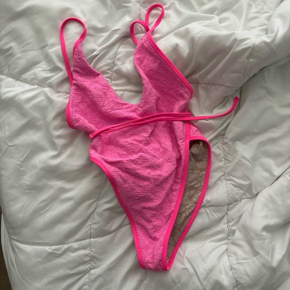 Free People free-est Amber One-Piece Swimsuit - Picture 8 of 8